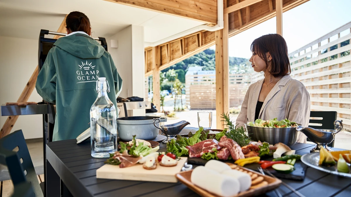 地元食材を活かしたシェフ監修のプレミアムBBQディナー